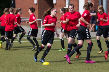 Bild 13 - B-Juniorinnen Pokalfinale SV Henstedt Ulzburg - SG Holstein Sued : 2:0